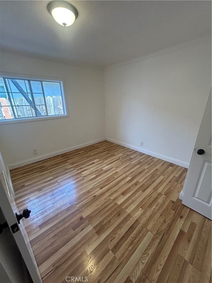 3718 E 15th St - Photo 6 of 13