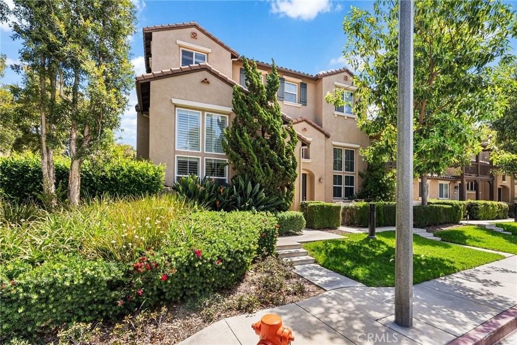 3053 N Torrey Pine Ln - Photo 2 of 28