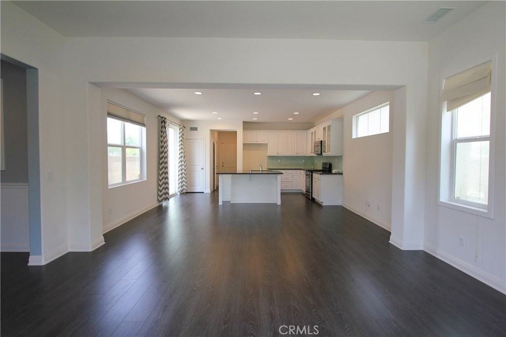 3981 E Heritage Ln - Photo 7 of 32