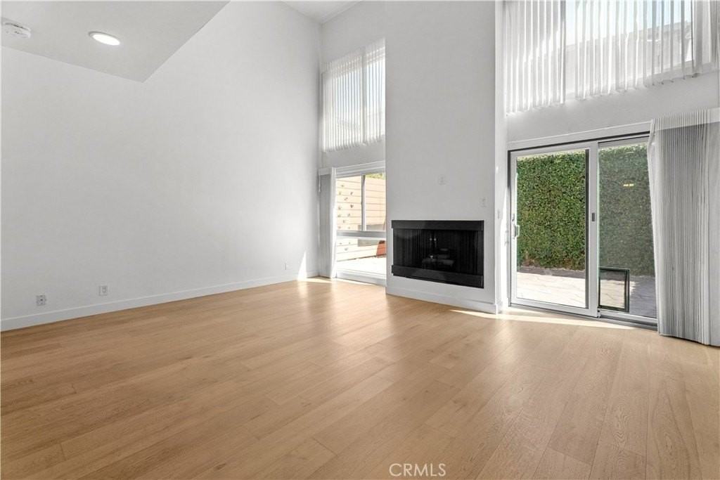 1738 Haynes Ln - Photo 3 of 22