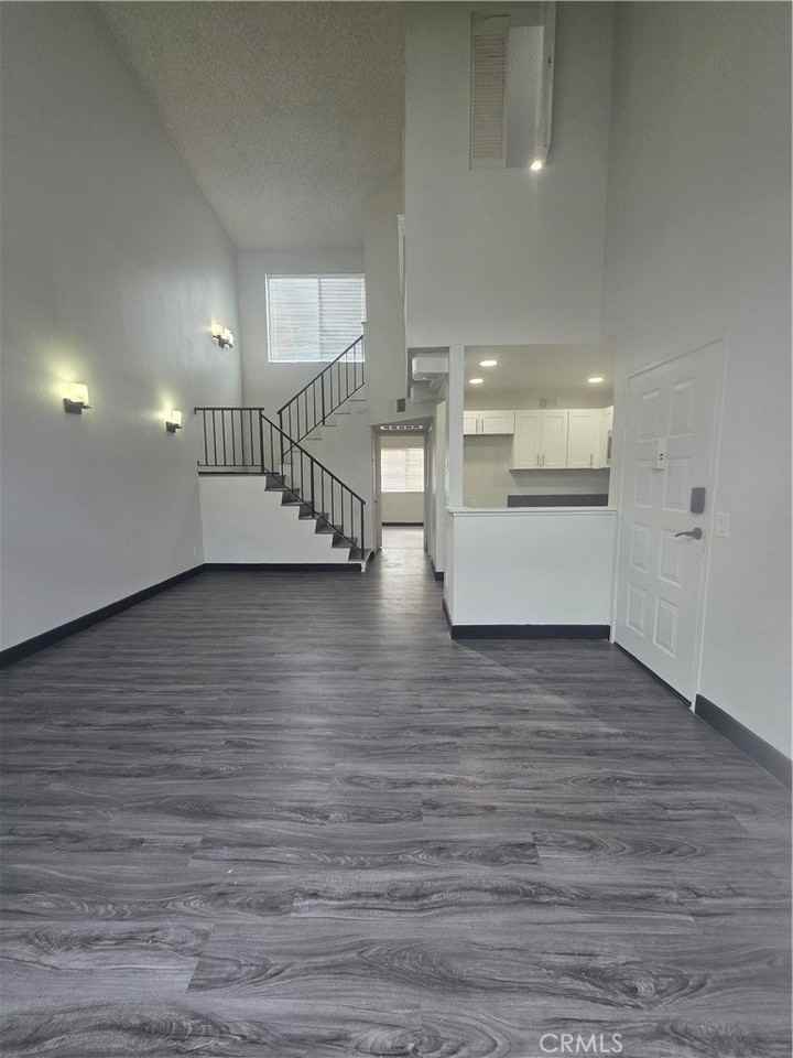 11150 Glenoaks Blvd #104 - Photo 3 of 15