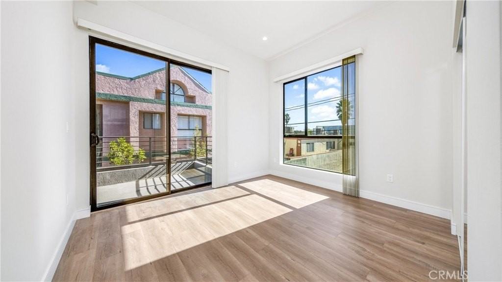 1128 Stanley Ave #D - Photo 6 of 10