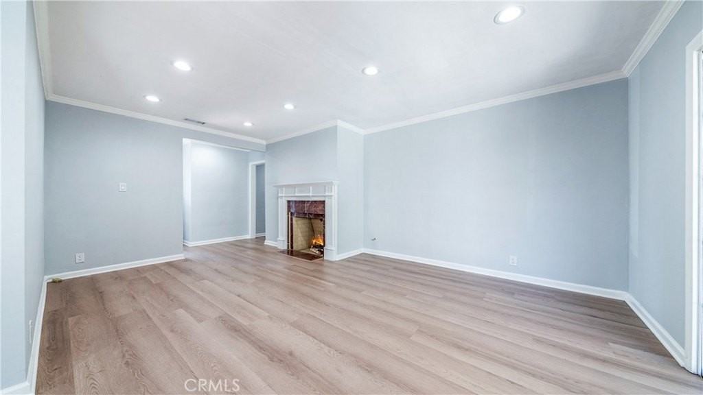 12549 Barbara Ann St - Photo 5 of 28