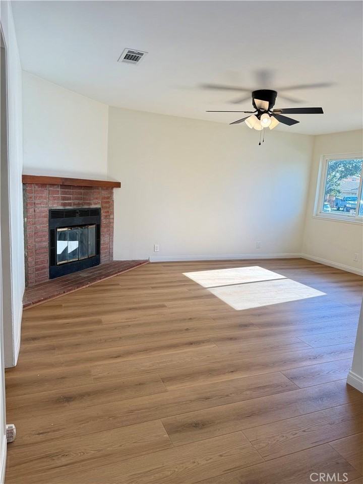 4614 Concord Way - Photo 2 of 20