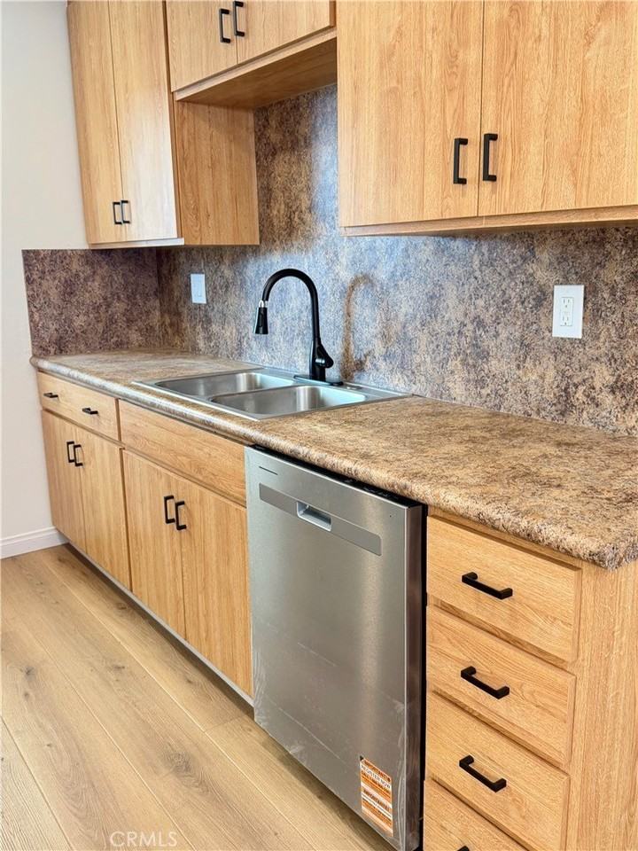 4614 Concord Way - Photo 4 of 20