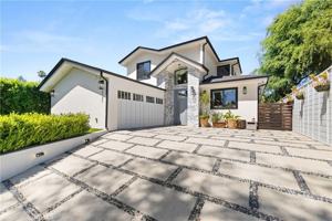 featured image of 22121 Providencia St