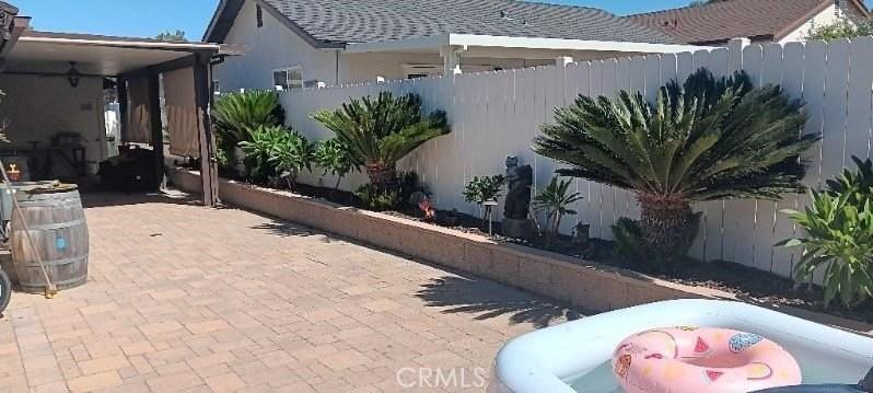 41880 6th St - Photo 6 of 8