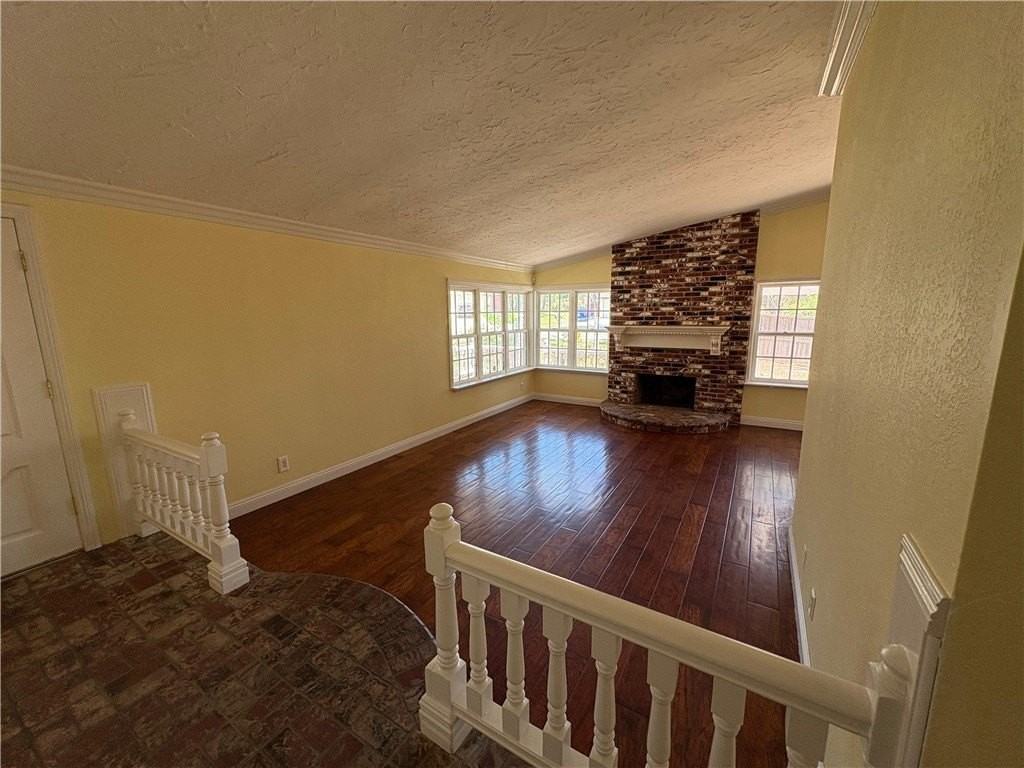 2490 Michigan Dr - Photo 6 of 24