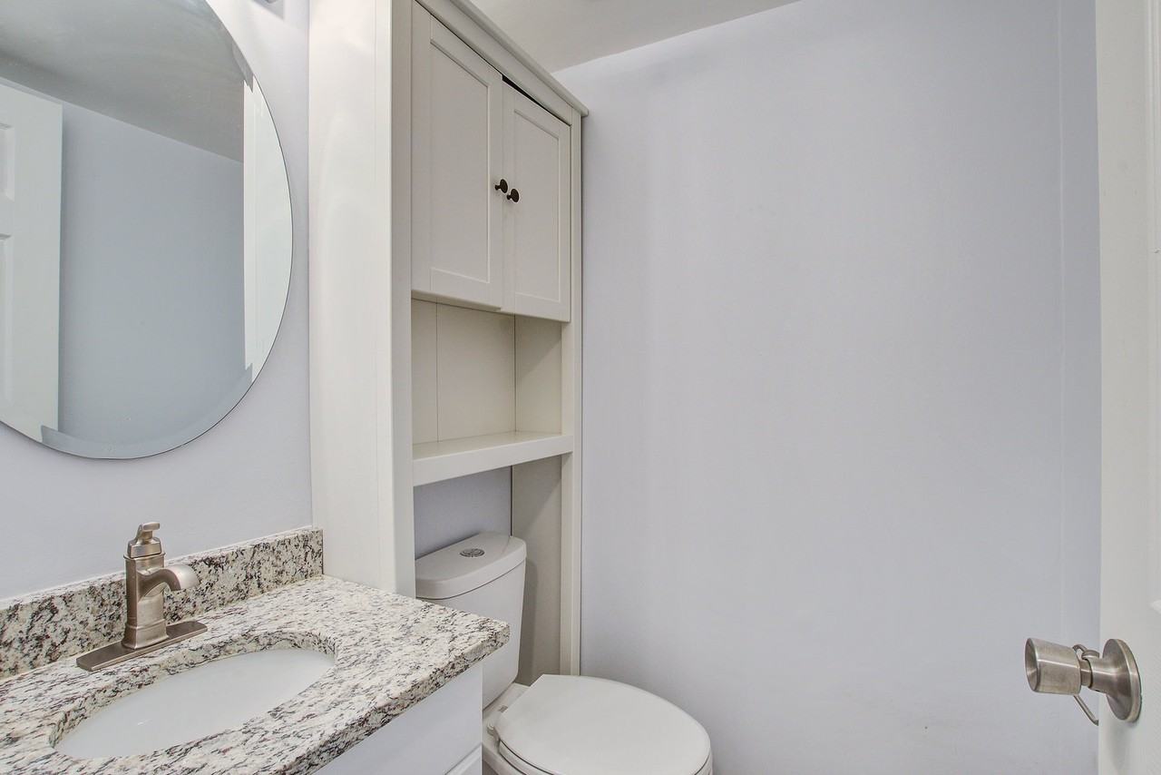 1836 Mepkin Rd #D9 - Photo 7 of 8