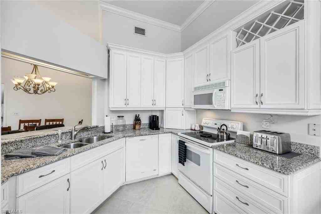 631 Beachwalk Cir #F204 - Photo 6 of 28