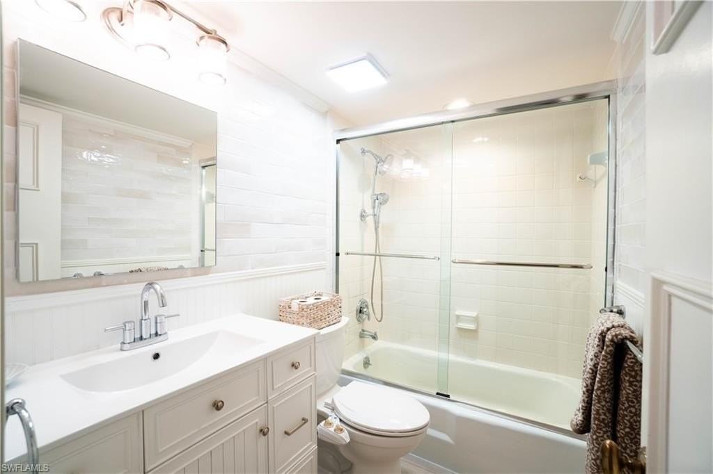 388 4th Ave S #388 - Photo 7 of 16