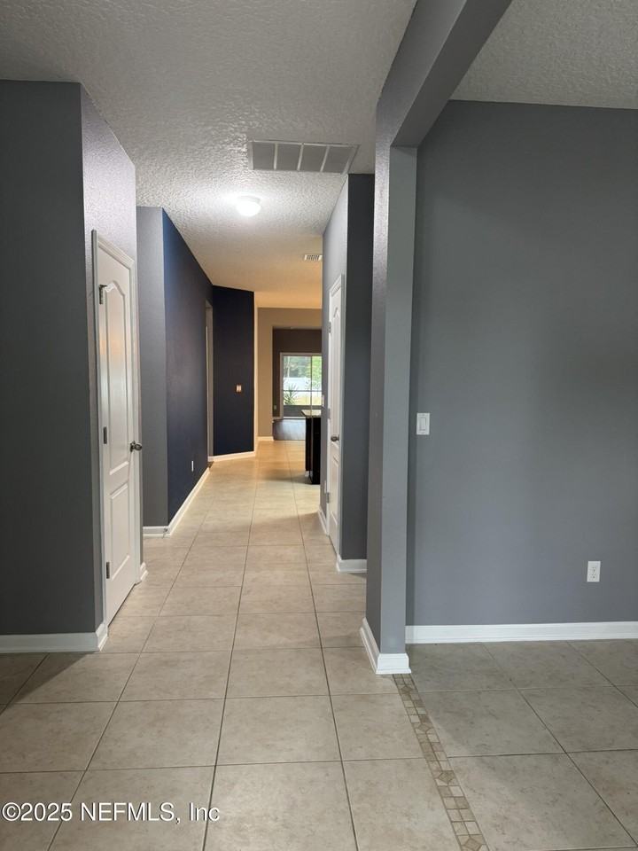 15626 Tisons Bluff Rd - Photo 5 of 50