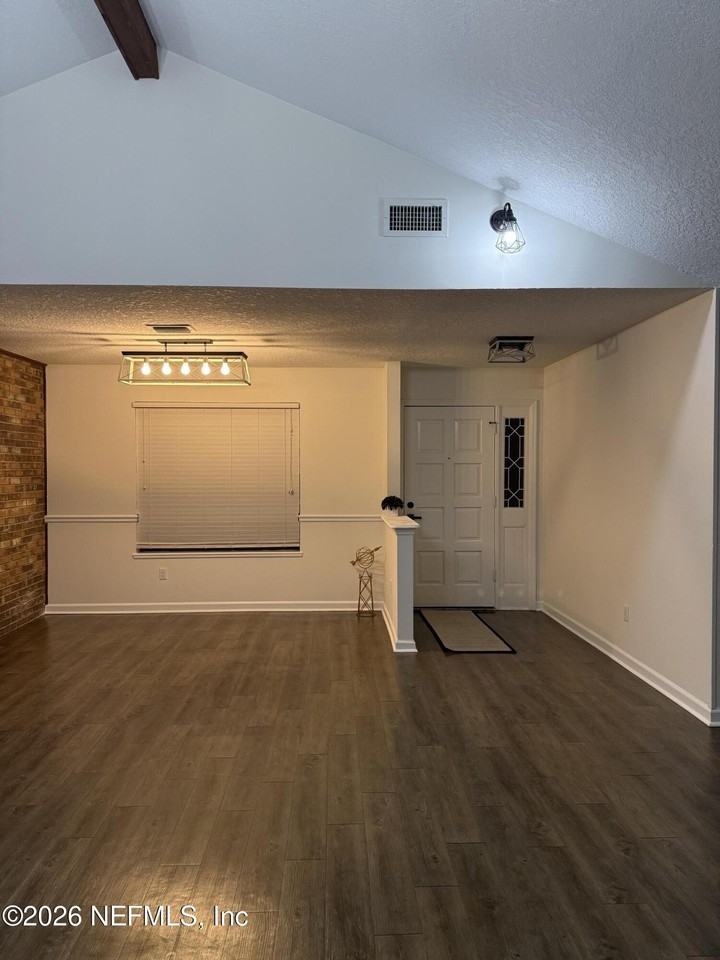 35056 Keith Rd - Photo 6 of 26