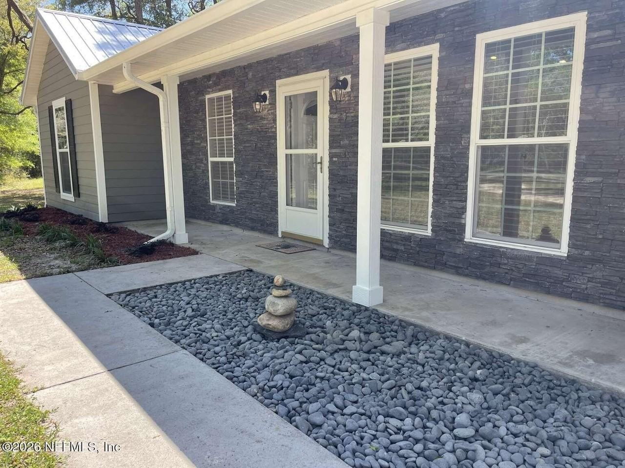 9050 Nw 131st Pl - Photo 3 of 21