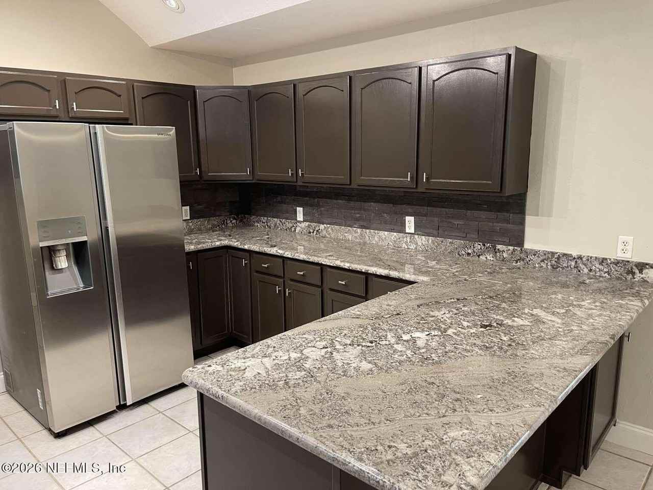 9050 Nw 131st Pl - Photo 7 of 21
