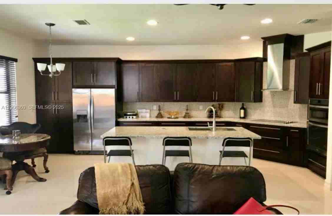 14432 Southwest 31st Street - Photo 5 of 6