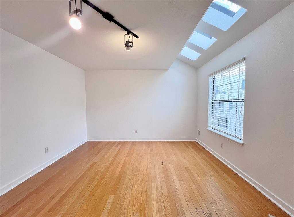 3901 Travis St #217 - Photo 2 of 22