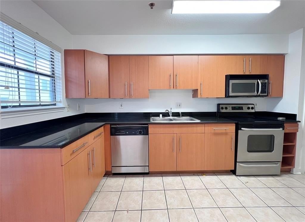 3901 Travis St #217 - Photo 4 of 22