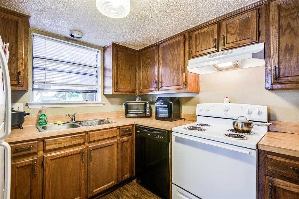 3309 Fallmeadow St - Photo 7 of 12