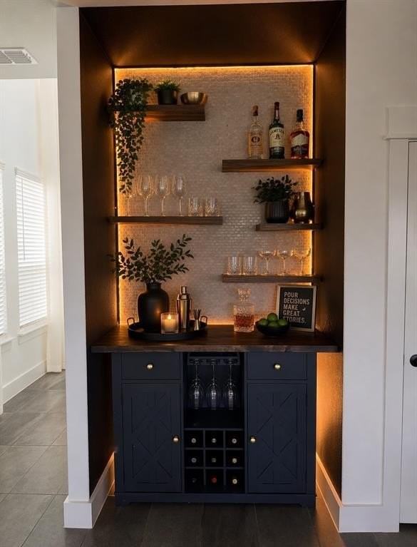 7557 Donnelly Ave - Photo 3 of 17