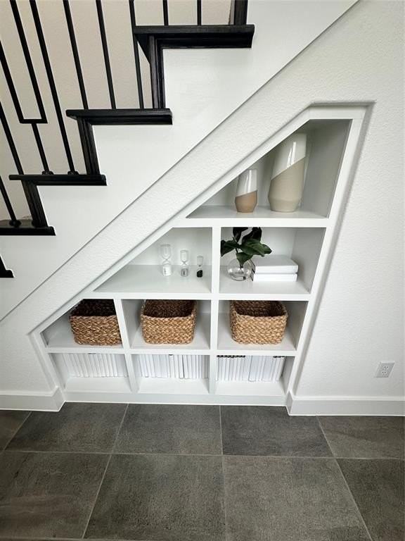 7557 Donnelly Ave - Photo 7 of 17