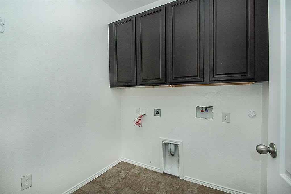 917 Swan Ridge Dr - Photo 5 of 27