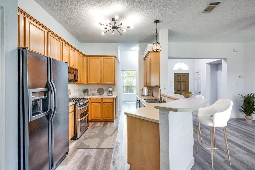 11248 Covey Ln - Photo 4 of 12