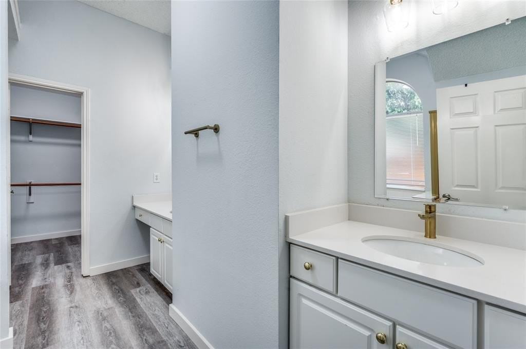 11248 Covey Ln - Photo 6 of 12