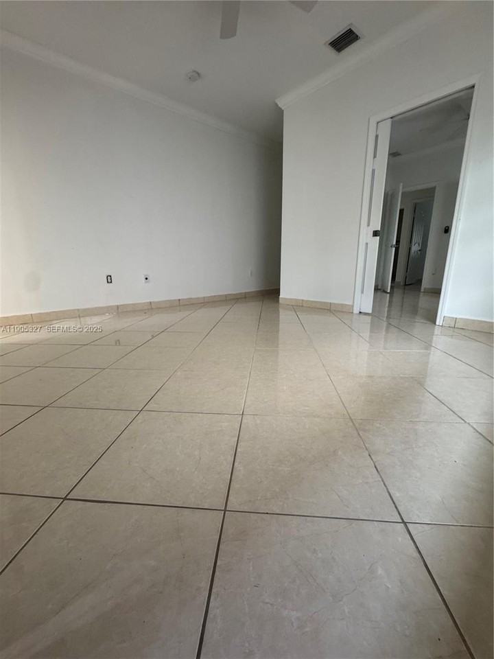 1150 Southwest 154th Avenue - Photo 2 of 24