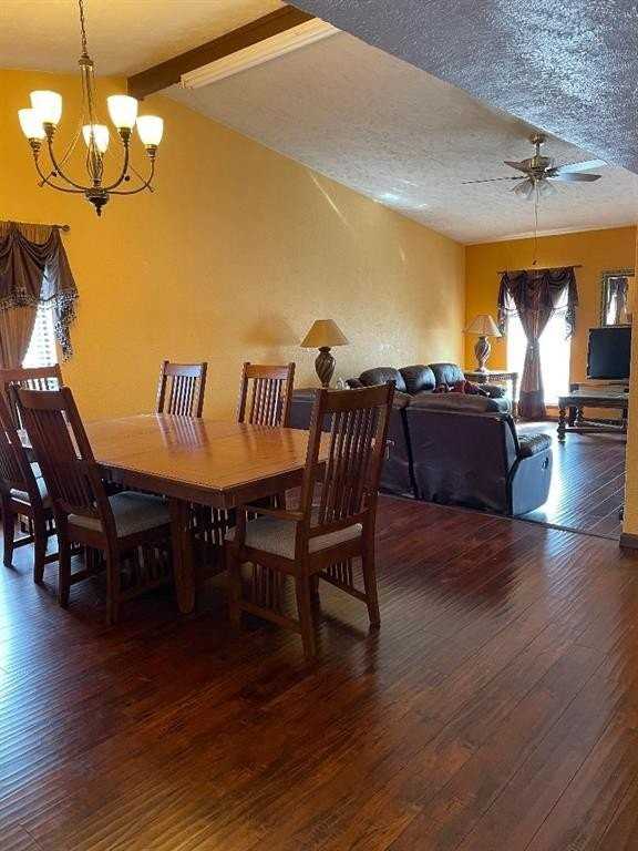 490 Clear Creek Ln - Photo 3 of 13