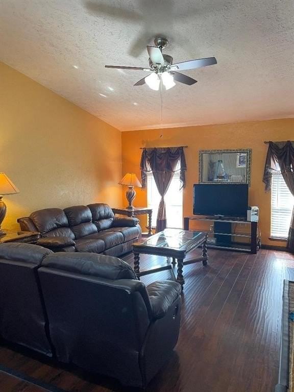 490 Clear Creek Ln - Photo 6 of 13