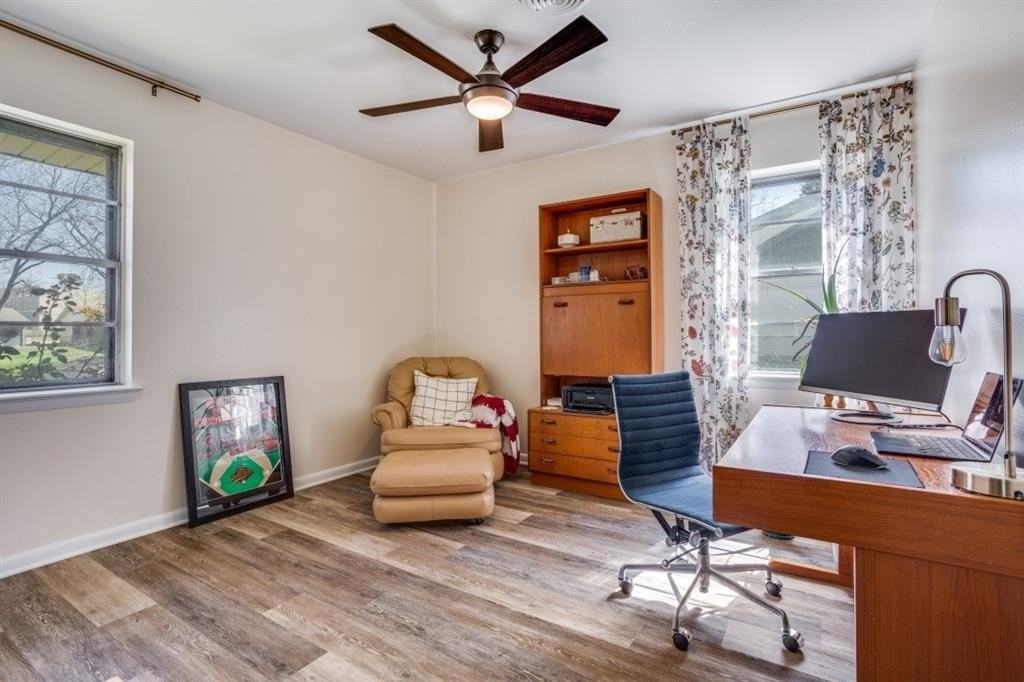 11123 Paddock Cir - Photo 7 of 16