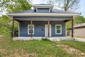 featured image of 2323 Stoneman St