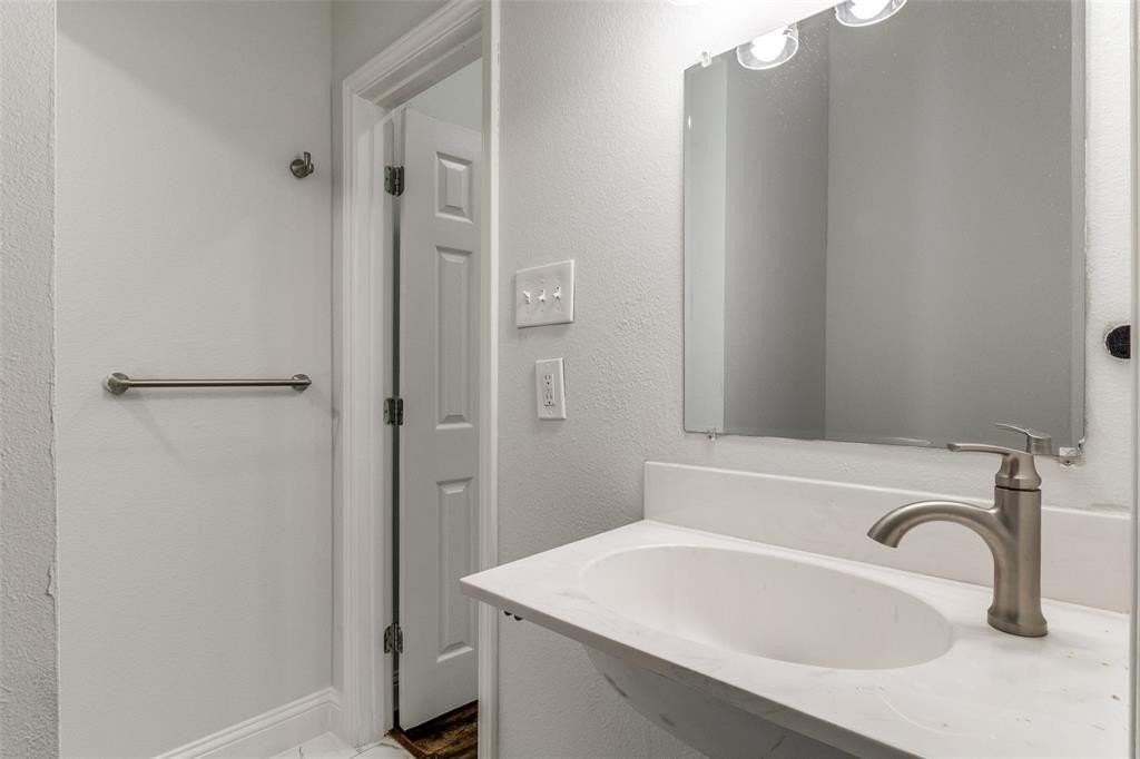 2323 Stoneman St - Photo 5 of 16