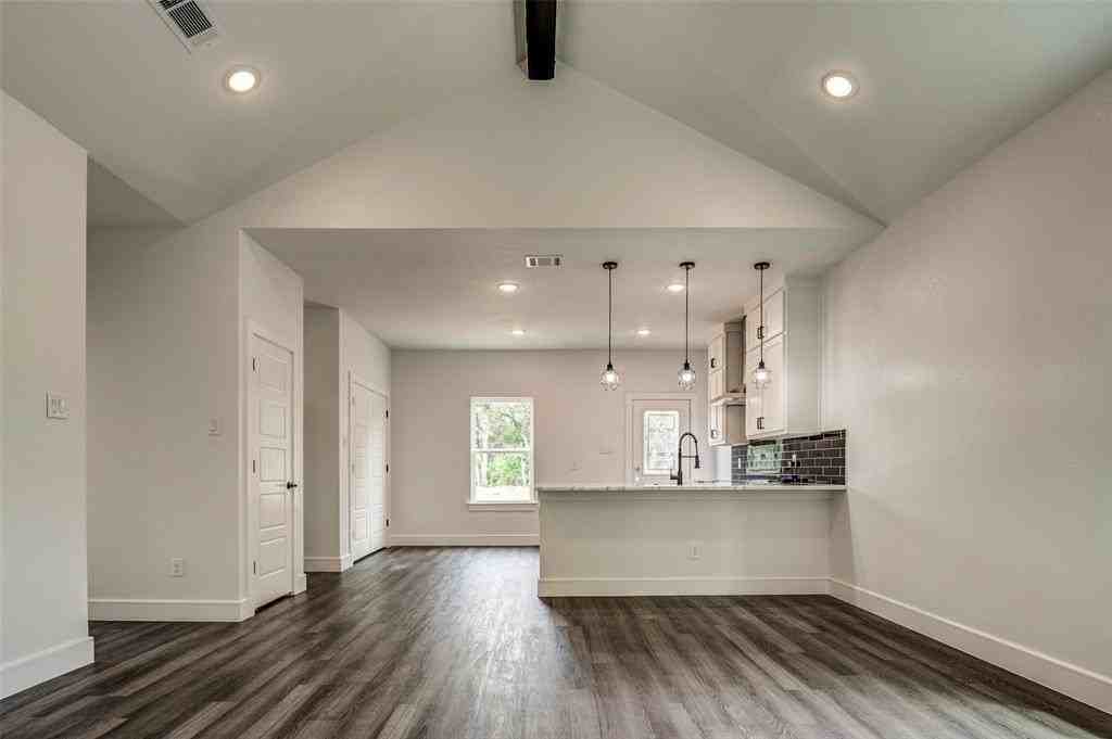 2513 Quail Run Trl - Photo 3 of 34