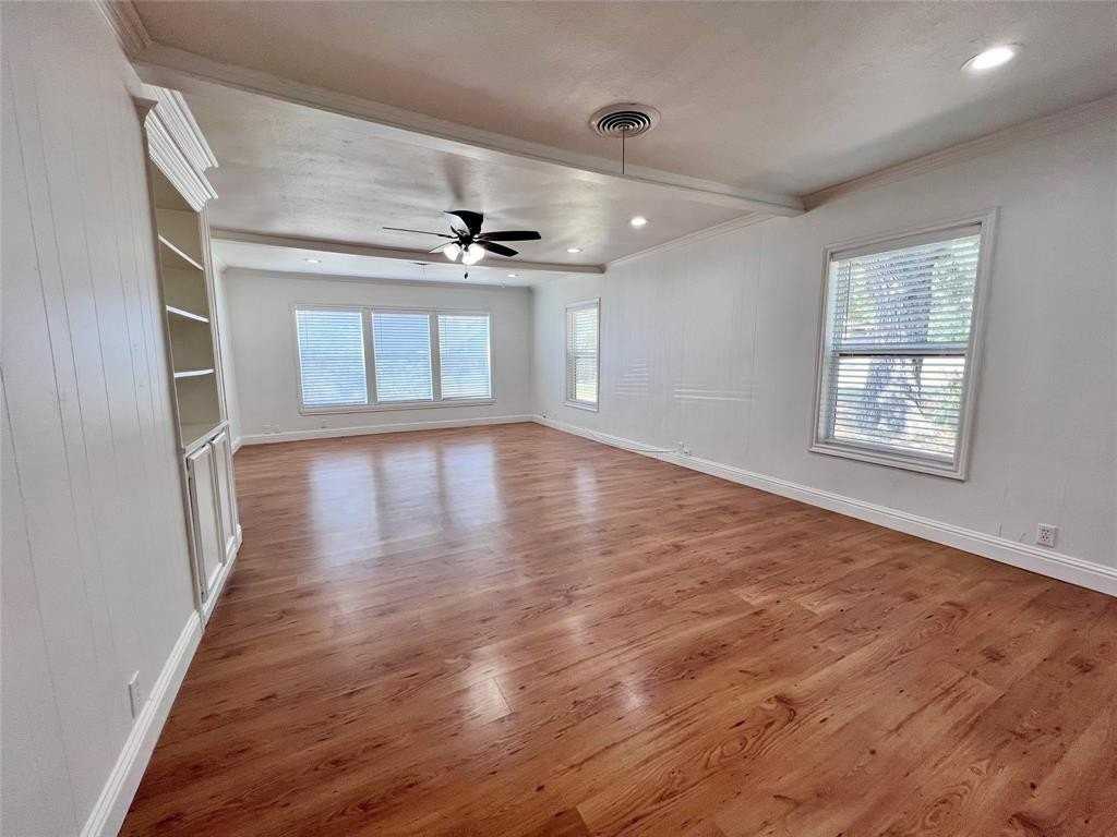 6630 Hawk Rd - Photo 5 of 20