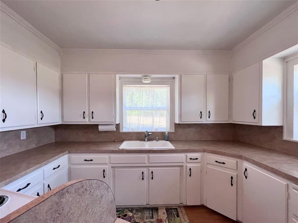 6630 Hawk Rd - Photo 7 of 20