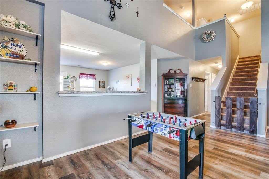 414 Plum Dr - Photo 4 of 22