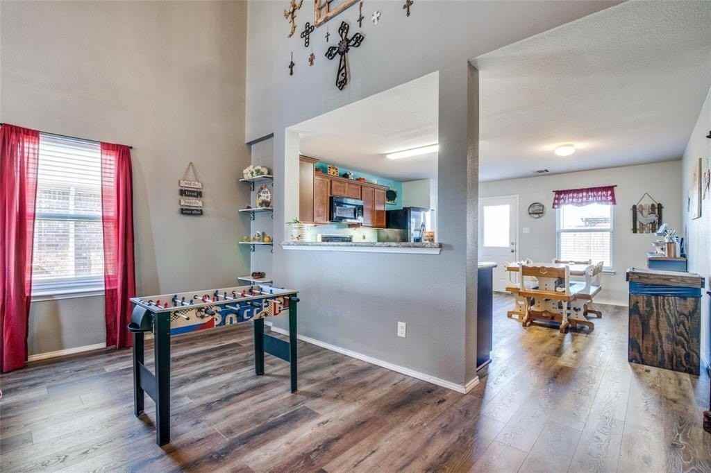 414 Plum Dr - Photo 6 of 22