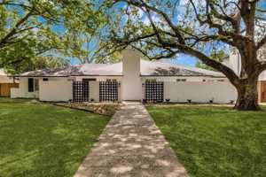 featured image of 6034 Prestonshire Ln