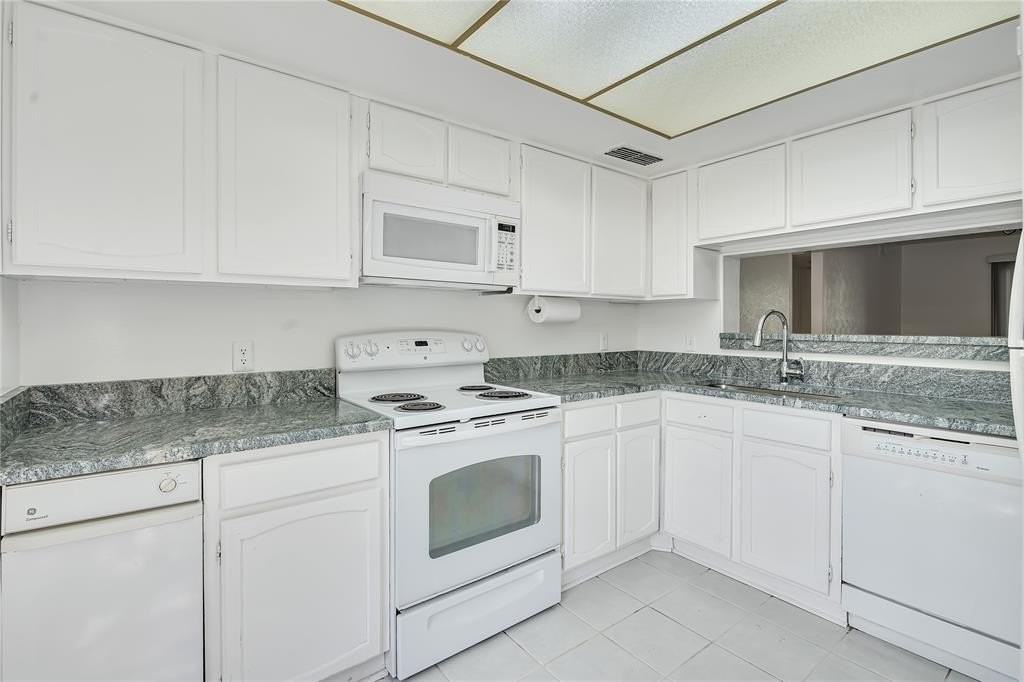 4525 N O Connor Rd #1184 - Photo 4 of 20