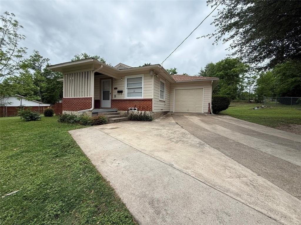 3205 Elva Ave - Photo 4 of 13