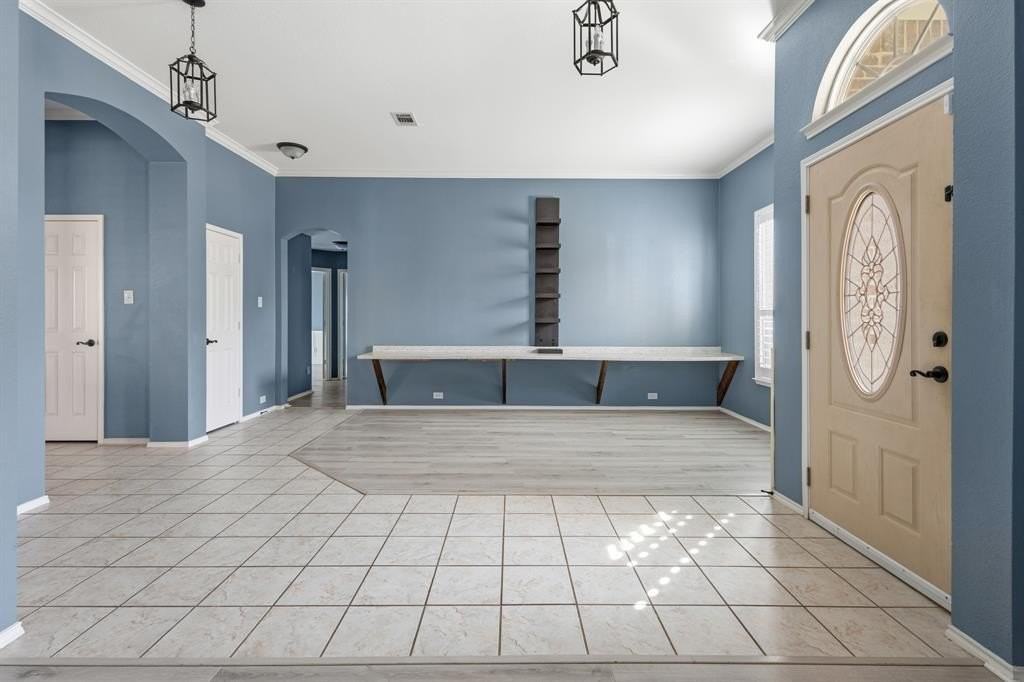 4507 Foxmeadow Trl - Photo 3 of 27