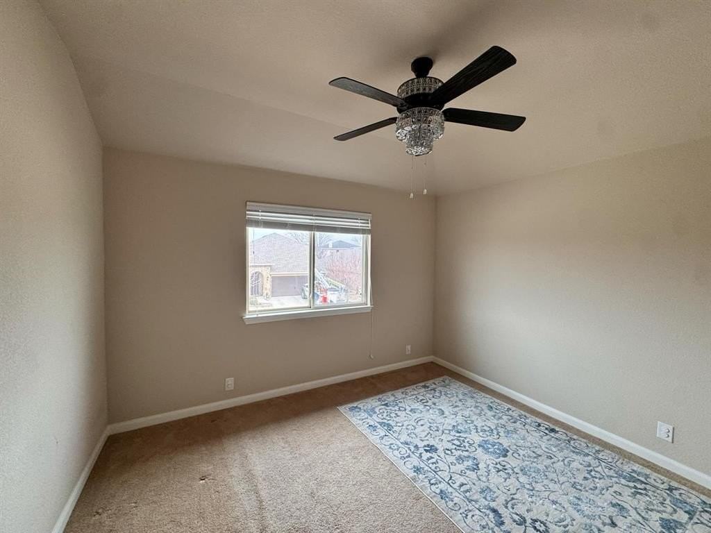 801 Oriel Cir - Photo 5 of 18