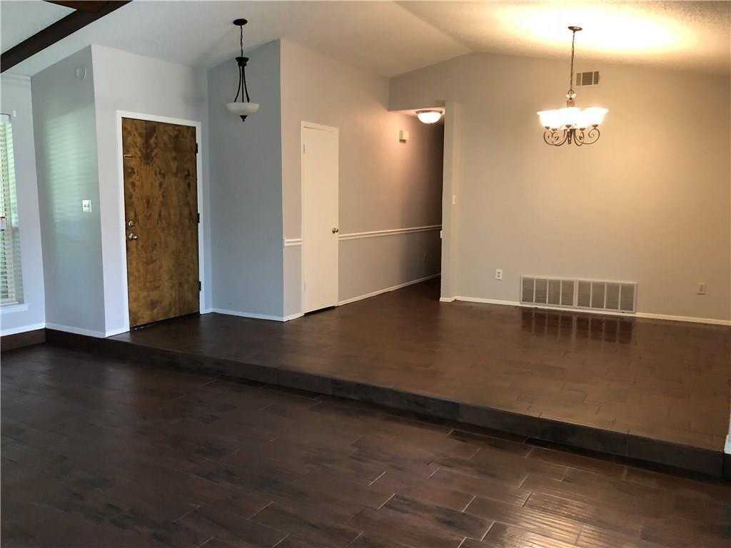 637 Red River Dr - Photo 4 of 11