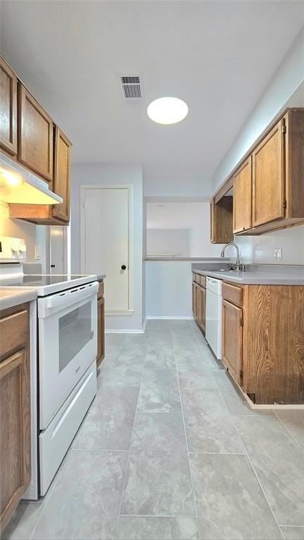 5801 Shadydell Dr - Photo 2 of 25