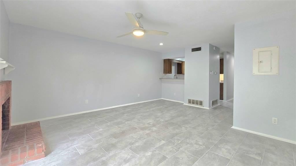 5801 Shadydell Dr - Photo 5 of 25