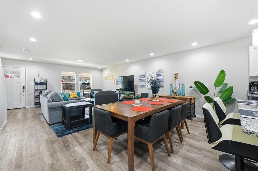 933 River Rd - Photo 7 of 20