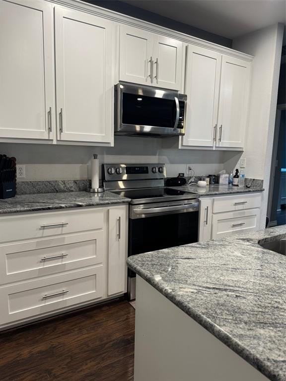 1014 Scenic Dr - Photo 5 of 32