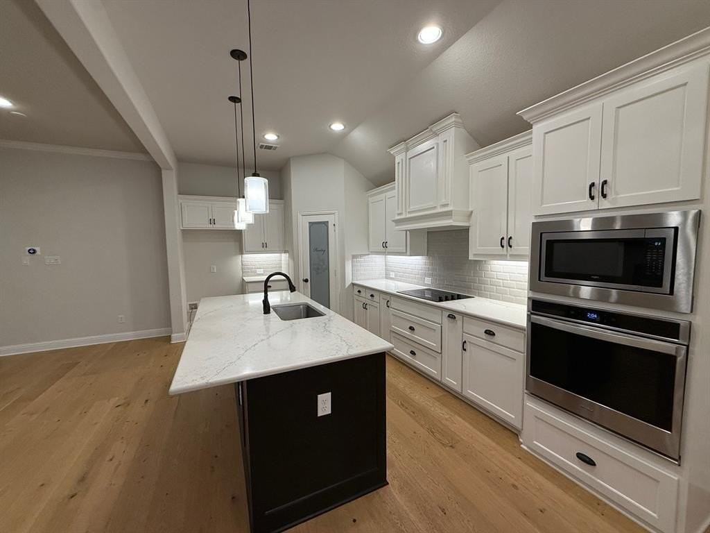 541 Molly Ln - Photo 6 of 19